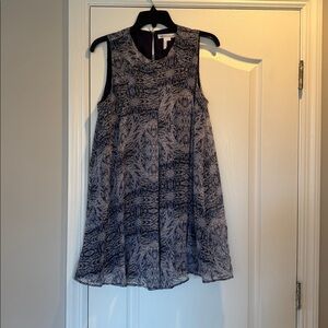 BCBG Elegant Blue Patterned Sleeveless Dress